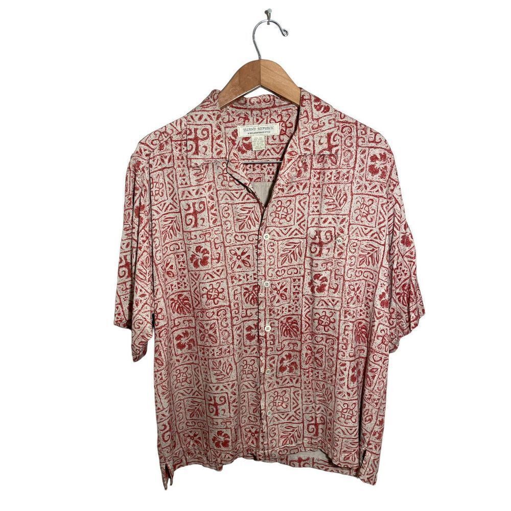 Island Republic Men's Hawaiian Shirt Vintage 100% Silk 1990s Floral Large Pocket